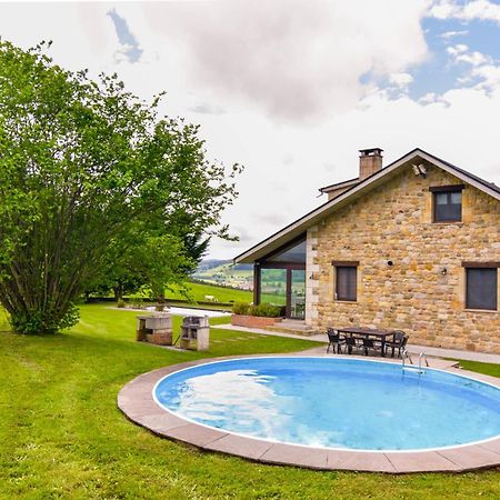 Vila Casa Con Gran Jardin Y Piscina En Cabarceno Villanueva  Exteriér fotografie