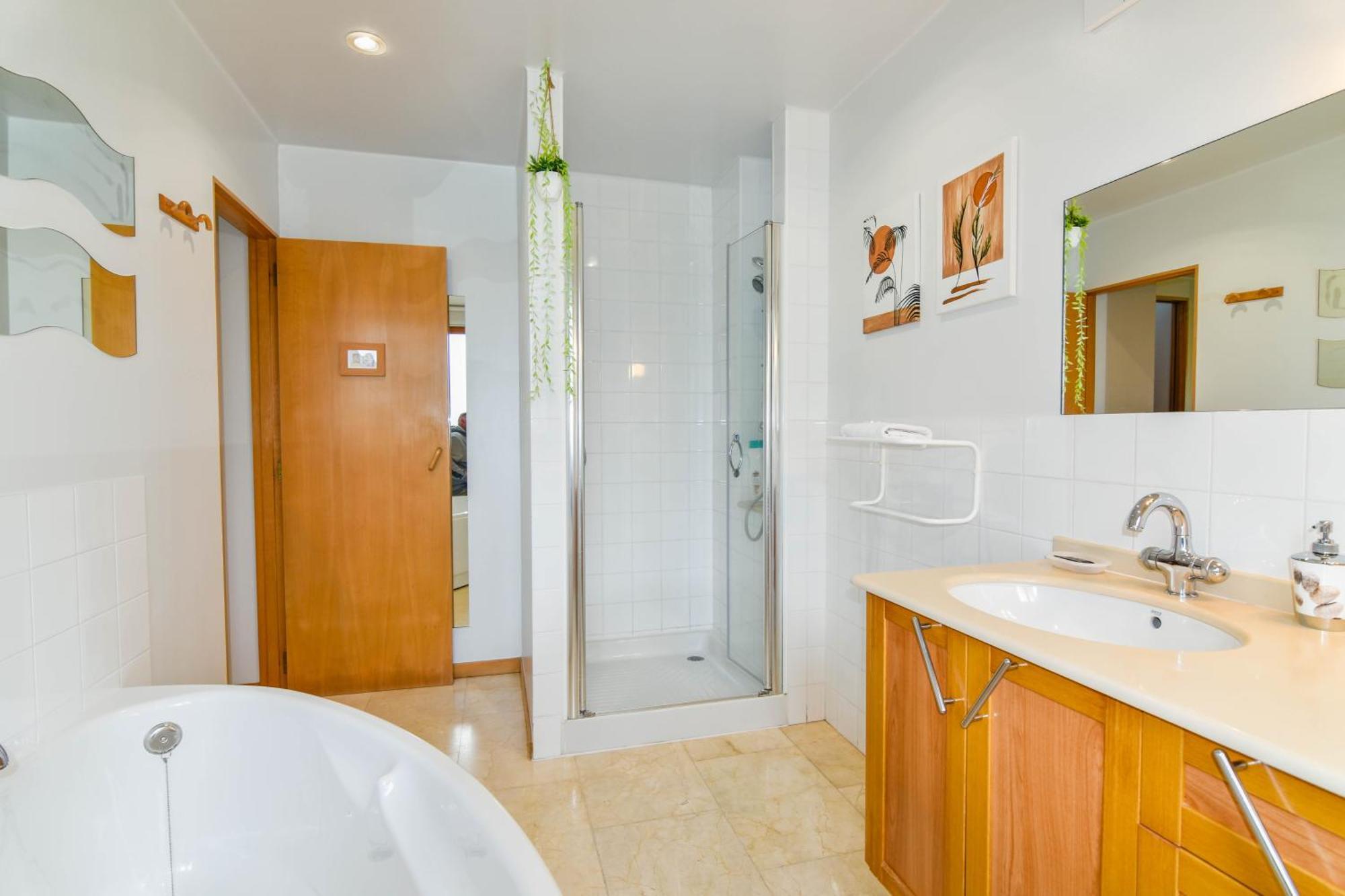 Vila Casa Con Gran Jardin Y Piscina En Cabarceno Villanueva  Exteriér fotografie
